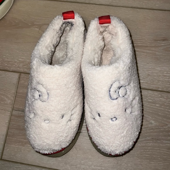 HELLO KITTY PLATFORMS! - Picture 1 of 3